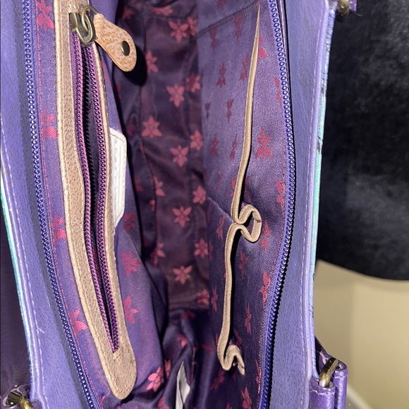 Purple Anuschka Elephant hand bag purse. Hand painted leather. - Picture 8 of 14